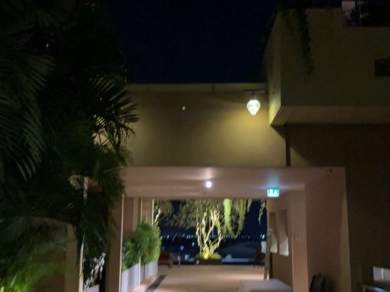 日月, 河畔飯店優惠