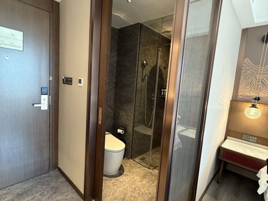 美球假日酒店（珠海拱北口岸店）優惠