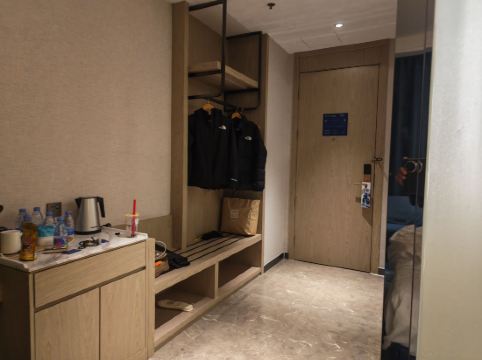 凱里亞德酒店（深圳機場固戍地鐵站店）優惠