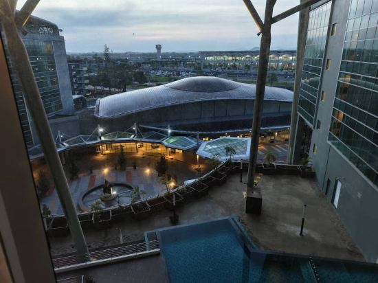 古晉拉亞會議中心飯店優惠