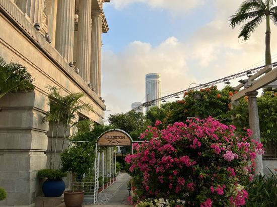 新加坡富麗敦酒店（Staycation Approved）優惠