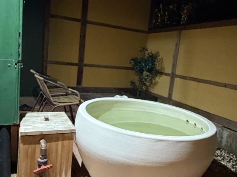 世界遺産の隠れ宿 果実の森 クーポン