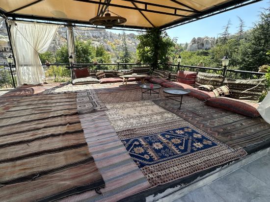 假日洞穴酒店優惠