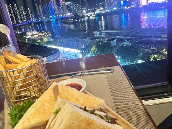 西貢馬傑斯迪克飯店優惠