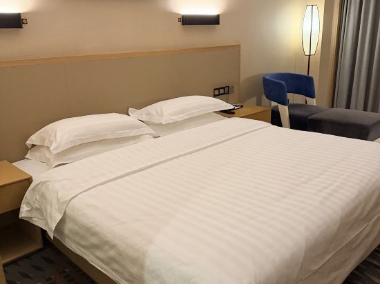 開平伊士高酒店優惠