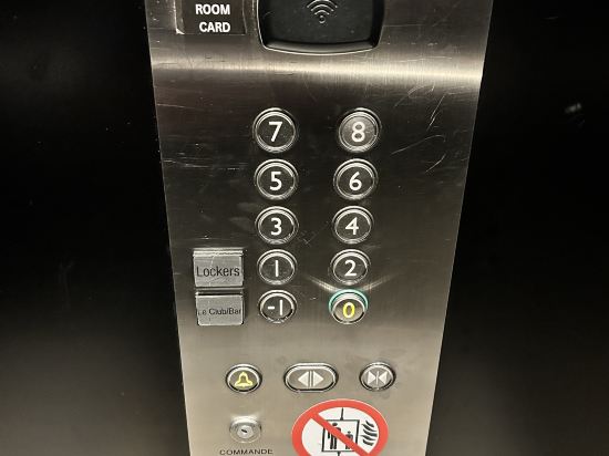 巴黎發電機旅館優惠