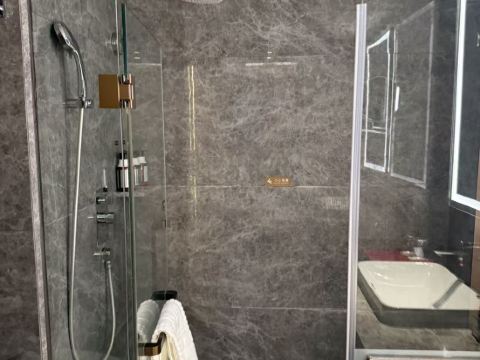 美球假日酒店（珠海拱北口岸店）優惠