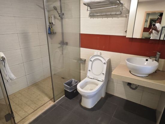 7天優品酒店（珠海拱北口岸廣場輕軌總站店）優惠