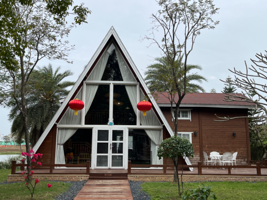 迪茵湖湖畔度假小木屋優惠