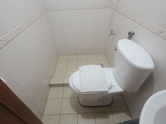 紅門酒店@帕拉尼亞克月球漫步店優惠