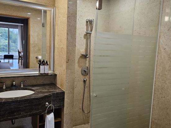 머큐어 앰버서더 제주 쿠폰