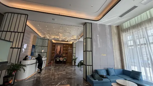 كانتري إن آند سويتس باي راديسون الأماكن العامة Photos