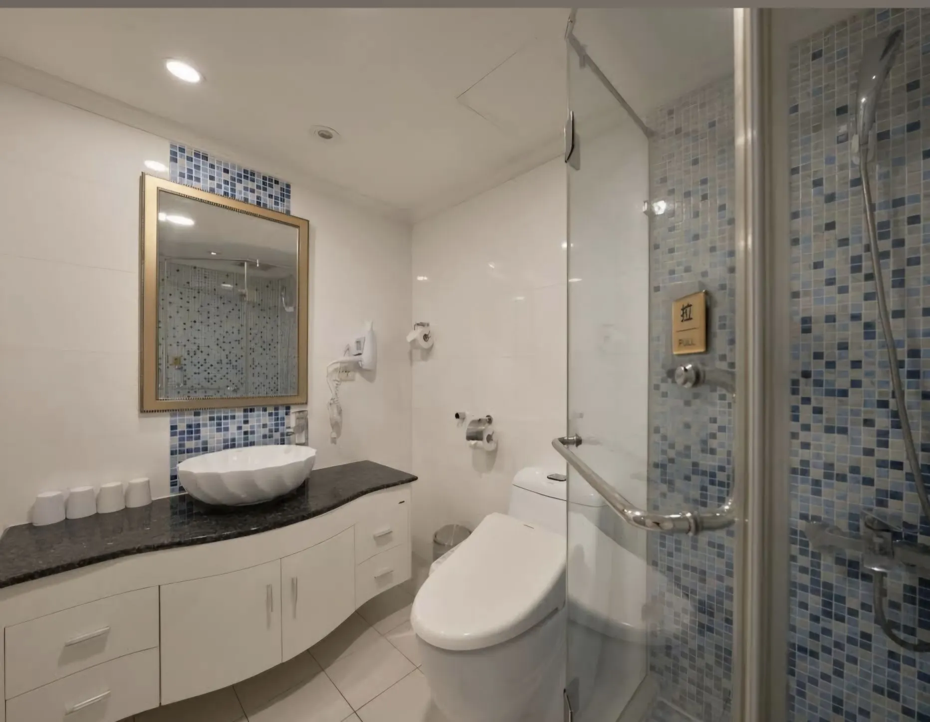 Nagahiro Hotel- Taichung Wenxin Rooms Photos