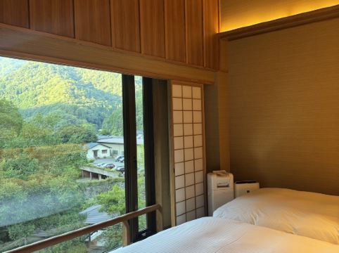 湯山荘 阿讃琴南 クーポン