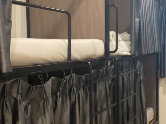 拉差貼威 COZ - 青年旅館優惠