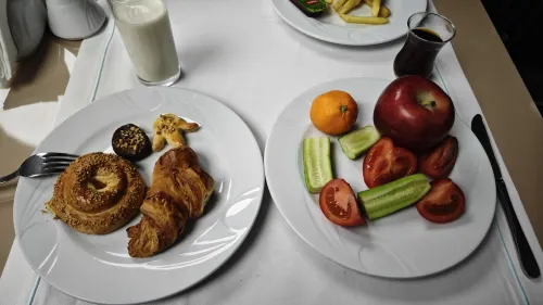 Buyuk Saruhan Hotel Mahlzeiten Photos