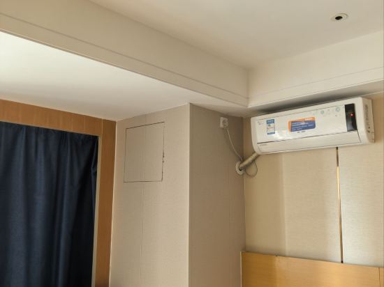 漫麗·影院酒店（海口日月廣場店）優惠