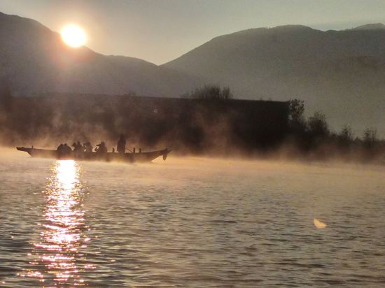 瀘沽湖晏坐湖景清奢民宿（大落水村店）優惠