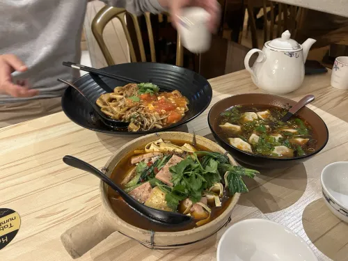 Miiro Templeton Garden Mahlzeiten Photos