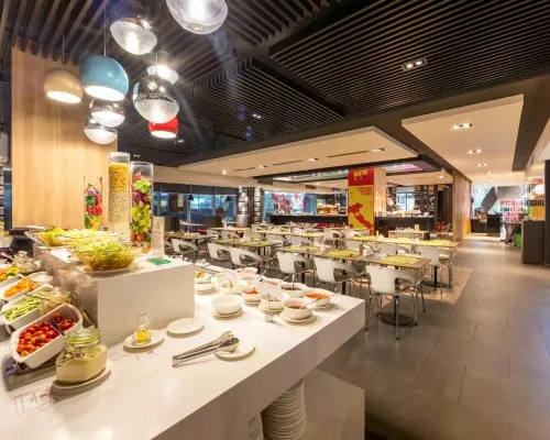 宜必思西貢機場酒店 餐飲 Photos