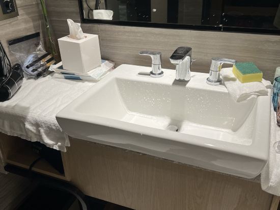 深圳龍華希爾頓逸林酒店優惠