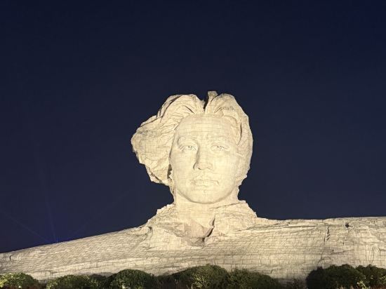 FunGee歡致酒店（長沙IFS國金中心南門口地鐵站店）優惠