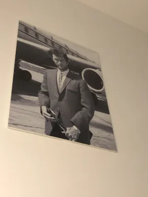 آير رومز روم إيربورت باي هيلوسكي Photos