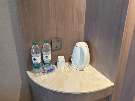 上苑國際飯店（深圳龍華地鐵站店）優惠