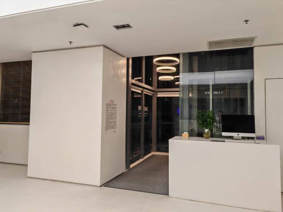 卡羅精品酒店（深圳東門步行街曬布地鐵站店）優惠