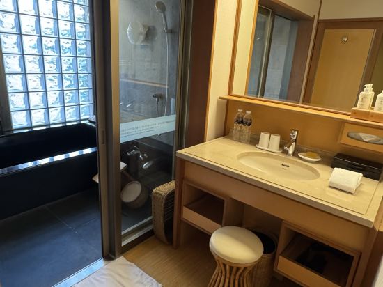 日勝生加賀屋國際溫泉飯店優惠