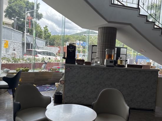 明天飯店（寶安國際機場黃田地鐵站店）優惠