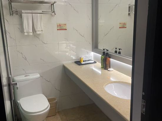 雲之行大酒店（昆明機場店）優惠