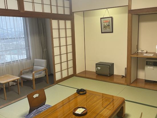 越後湯沢温泉　露天大岩風呂の宿　湯沢東映ホテル クーポン