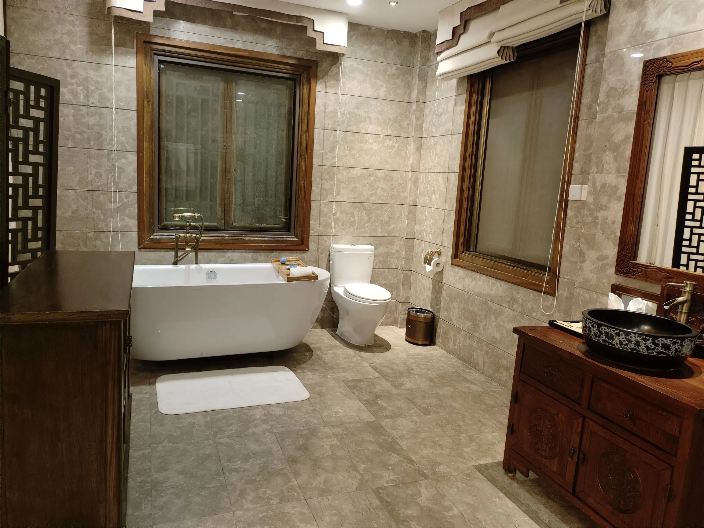 Chongqing Nanping Wanda Moments (Nanping Pedestrian Street) Zimmer Photos