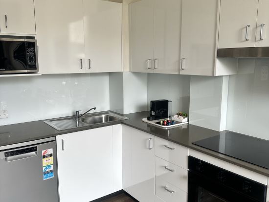 雪梨金色城堡盛橡套房飯店優惠