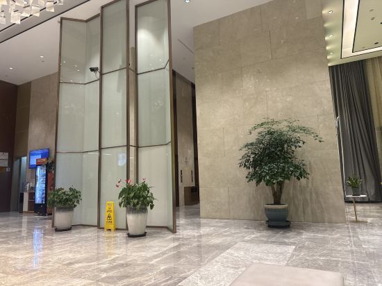 麗楓（廣州白雲機場花都店）優惠