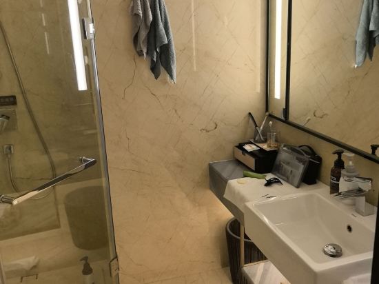 珠海金葉五洲皇冠酒店（拱北口岸店）優惠