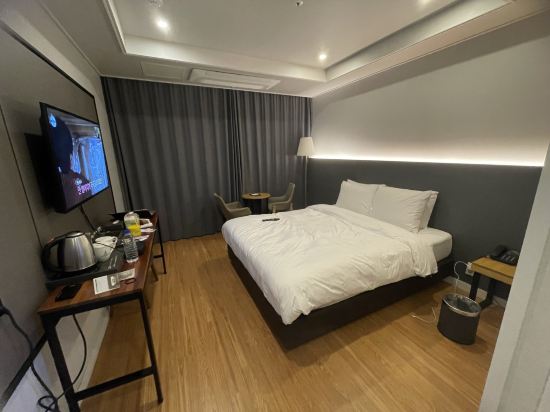 더메인즈 호텔 쿠폰
