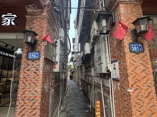 泉州千與千尋民宿（西街鐘樓店）優惠