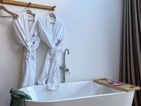 瀘沽湖墨梵精品度假酒店優惠