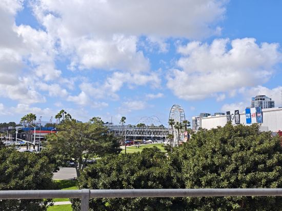 希爾頓長灘酒店優惠