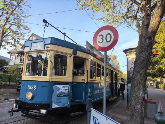 大廈路口汽車旅館優惠