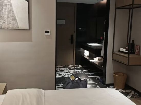 昆明華顧飯店（長水國際機場鉑港現代廣場店）優惠