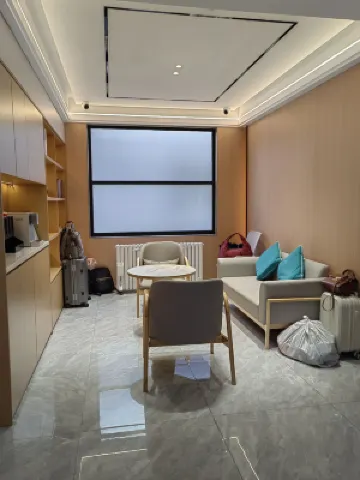 Home Inn Plus Four Seasons Hotel (Hangzhou West Lake Wulinmen Metro Station Branch) Photos