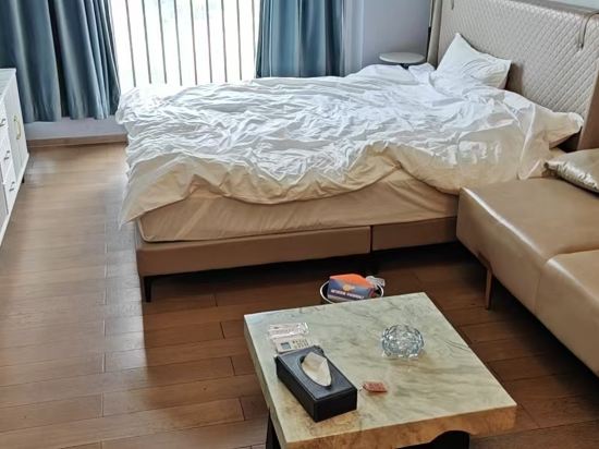 鉑斯登行政公寓（深圳京基濱河時代下沙地鐵站店）優惠