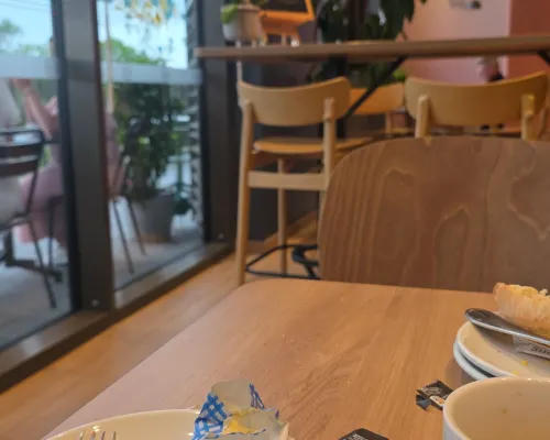 بي آند بي هوتل فيرساي روكوينكورت تناول الطعام Photos