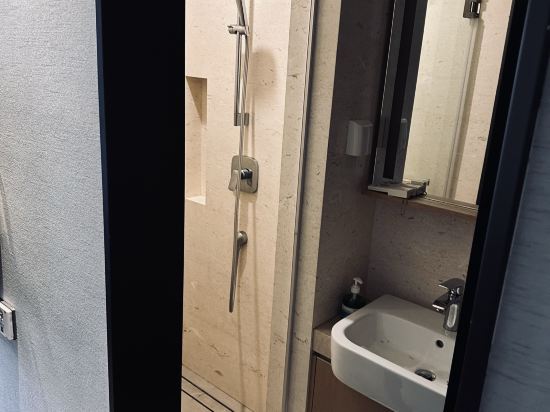 深圳THE HIPPA HOTEL（會展中心燕南地鐵站店）優惠