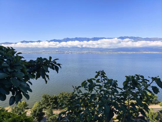 真美度假客棧（大理洱海懸崖海景店）優惠