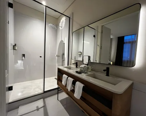 Umbral, a Curio Collection by Hilton الغرف Photos