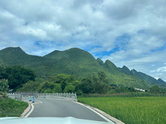 興義莫莫民宿優惠